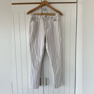 American Eagle high rise white jeans